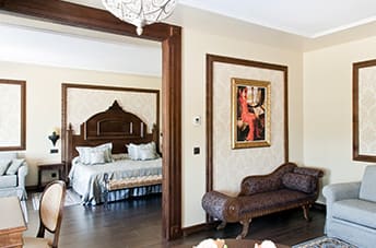 mansionDeLucySuiteImg mansionDeLucySuiteImg