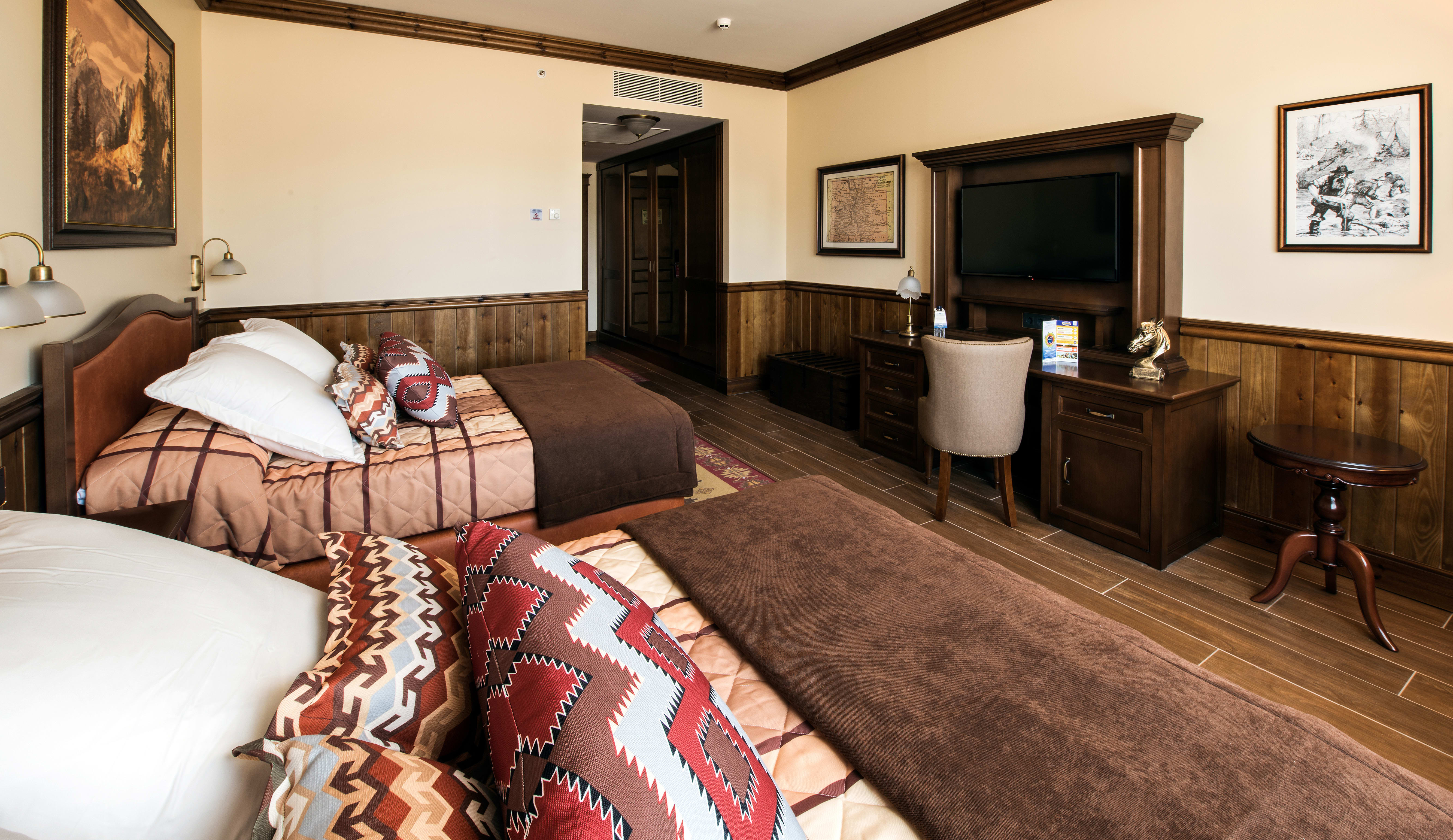 /content/rooms/DeluxeColoradoHotelColoradoCreek/hotel-colorado-creek-deluxe-colorado-04