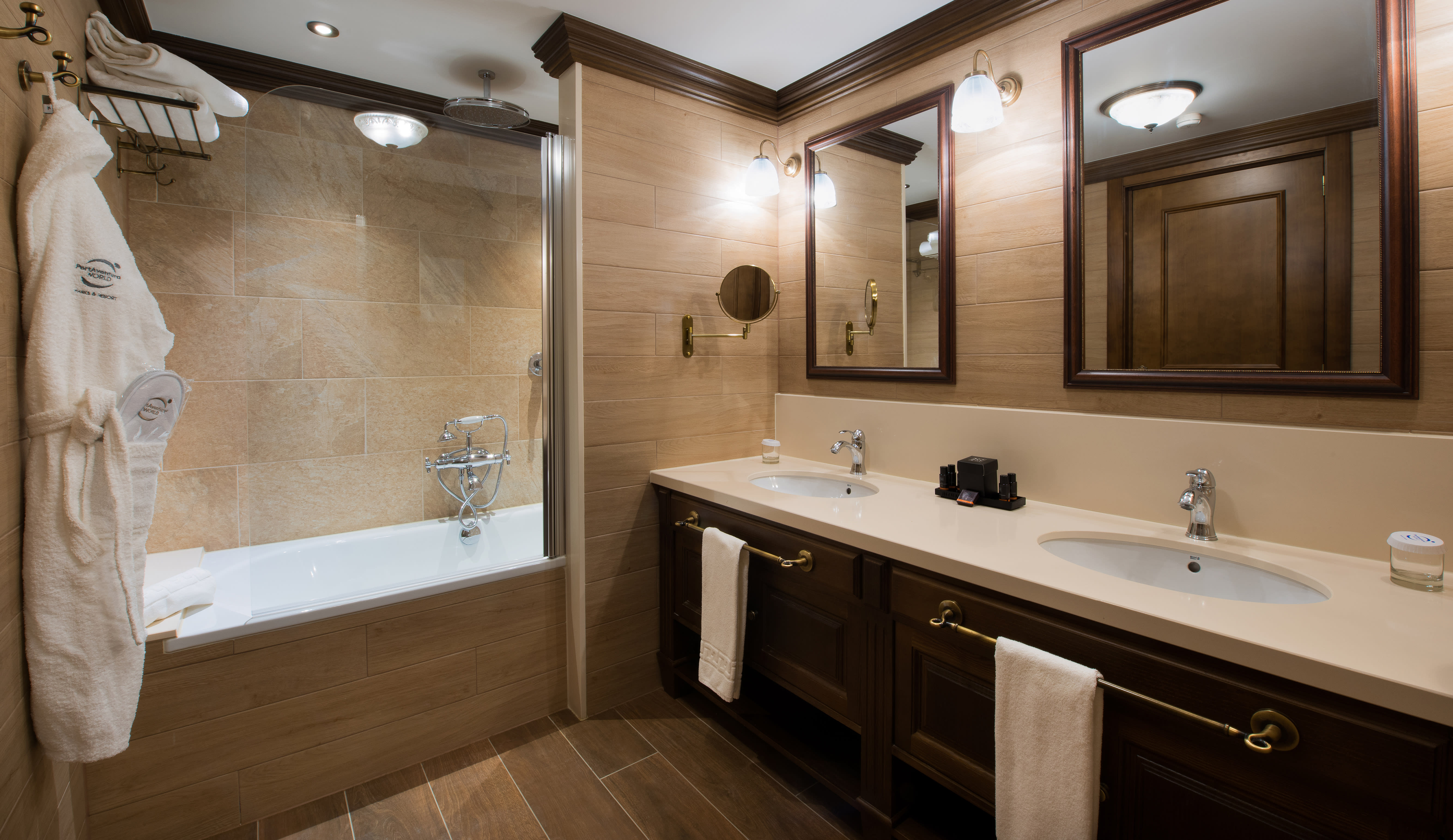 /content/rooms/DeluxeColoradoHotelColoradoCreek/hotel-colorado-creek-deluxe-colorado-01