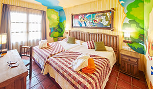/content/rooms/DeluxeWoodyfriendsHotelElPaso/hotel-el-paso-habitacion-deluxe-woody-02